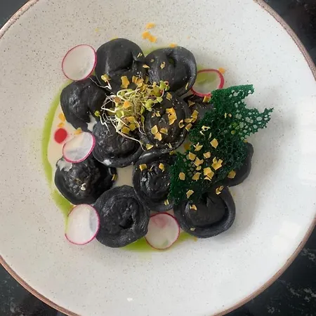 Apartment Atmosfera 1 I 2 *