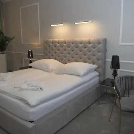 Apartment Atmosfera 1 I 2 *